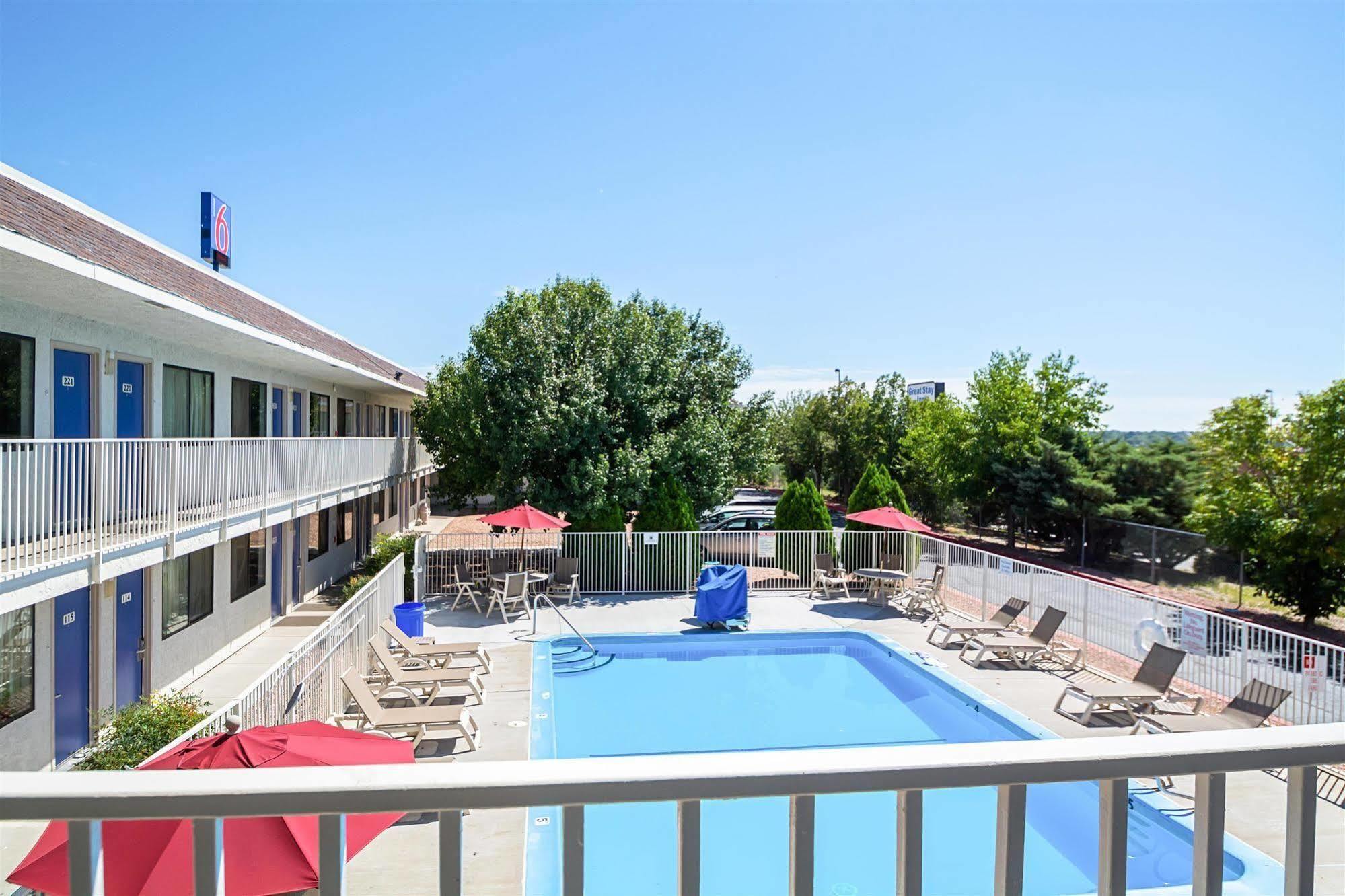 Motel 6-Pueblo, Co - I-25 Екстериор снимка