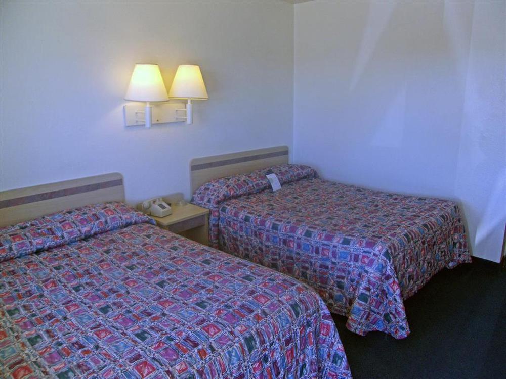 Motel 6-Pueblo, Co - I-25 Стая снимка