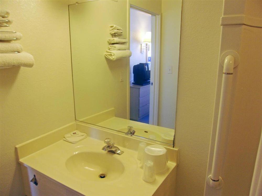 Motel 6-Pueblo, Co - I-25 Стая снимка