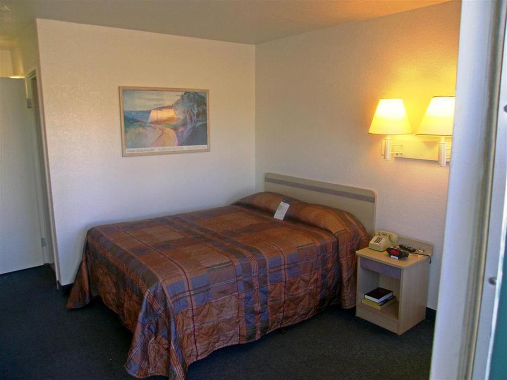 Motel 6-Pueblo, Co - I-25 Стая снимка