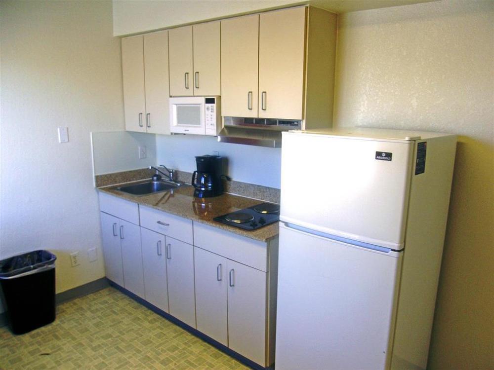 Motel 6-Pueblo, Co - I-25 Стая снимка